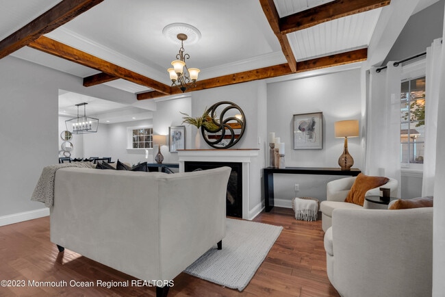 Photo - 447 W Park Ave