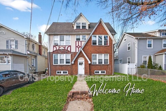 Building Photo - 706 Chestnut St Unit 2L