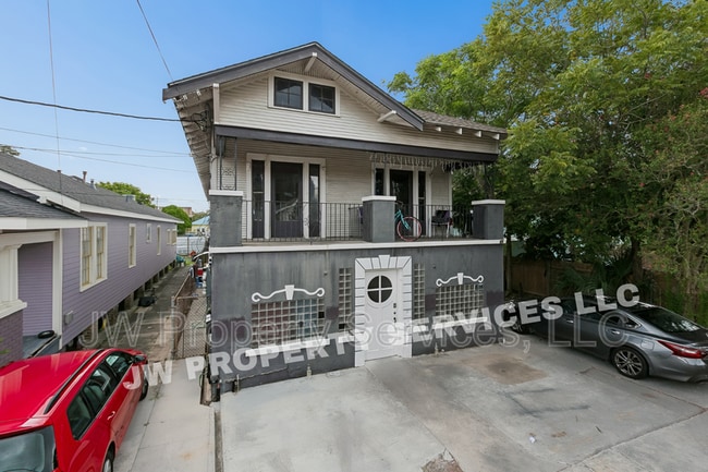 Photo - 320 N Olympia St