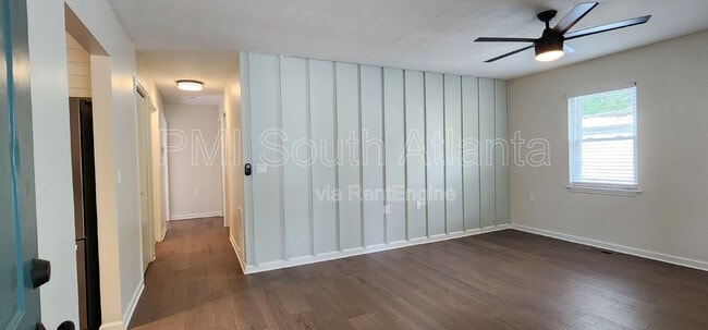 Photo - 95 Thirkield Ave SE