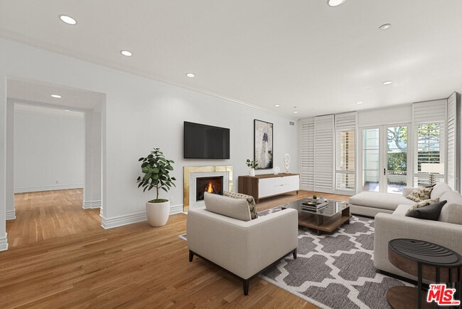 Photo - 10100 Empyrean Way Unidad 101