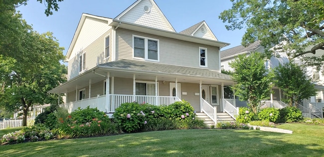 Building Photo - 415 3rd Ave Unit 201