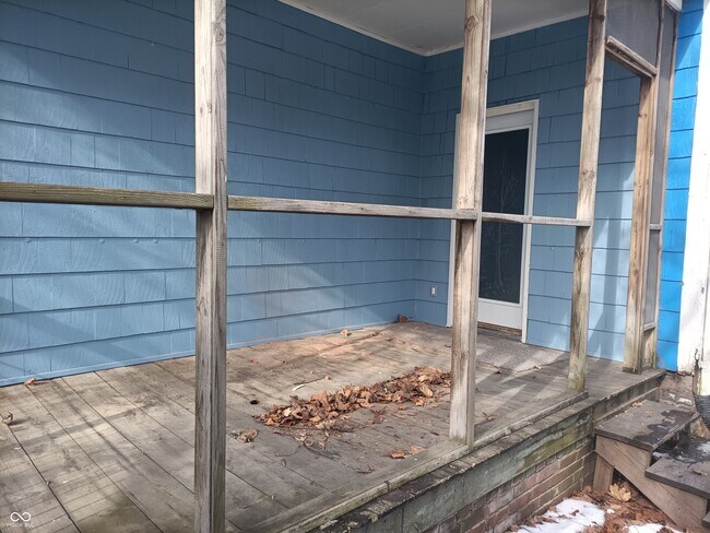 Photo - 404 W North St