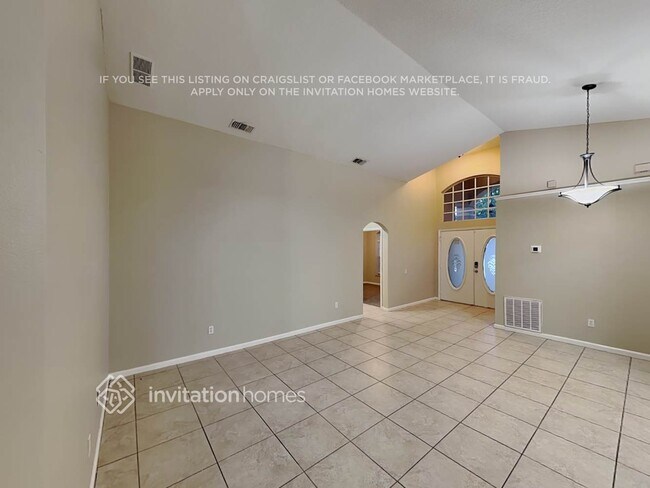 Photo - 33 Valleywood Dr