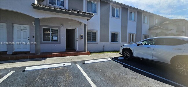 Building Photo - 5675 NW 109th Ave