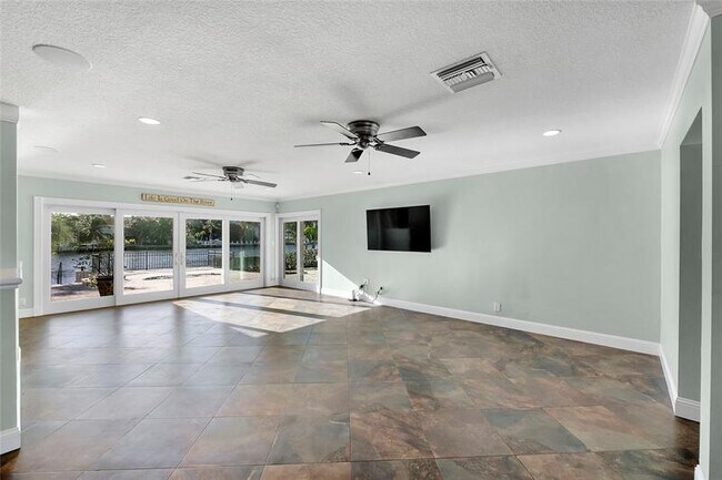 Photo - 2316 NE 20th St