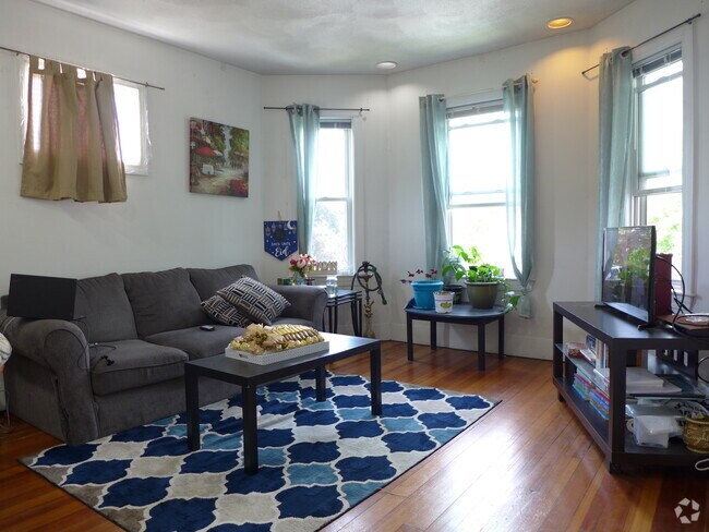 Building Photo - 29 Nantasket Ave Unit 2 Rental