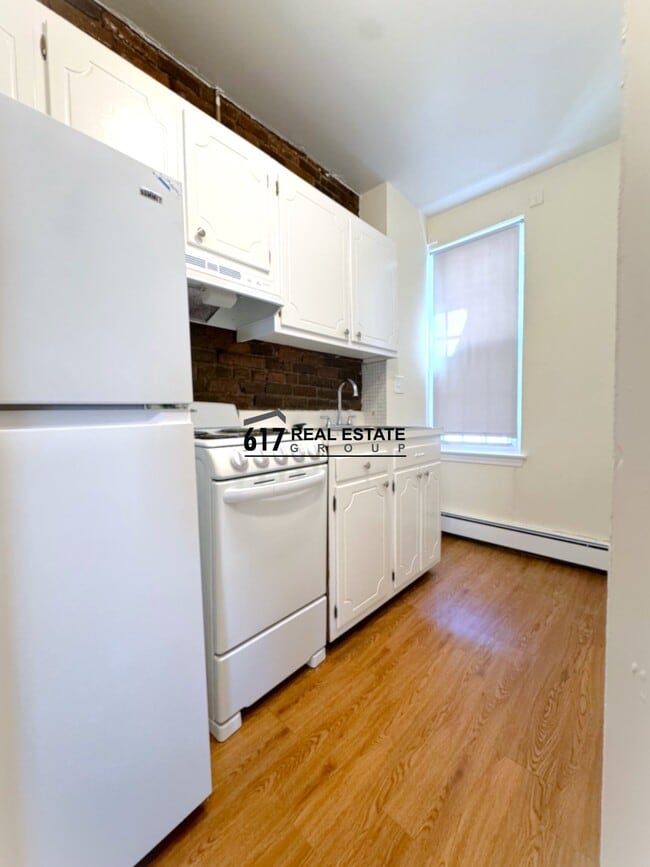 Photo - 74 S Huntington Ave Unit 01