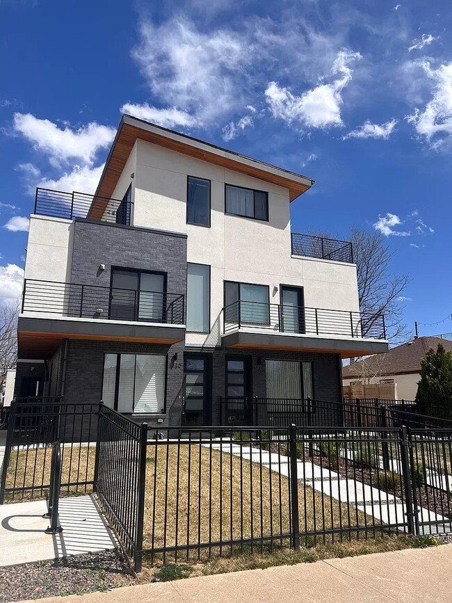Beautiful Sloans lake Two Bed / Two and a ... - Beautiful Sloans lake Two Bed / Two and a ... Apartamento