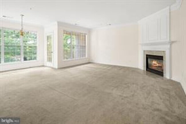 7014 Metropolitan Pl