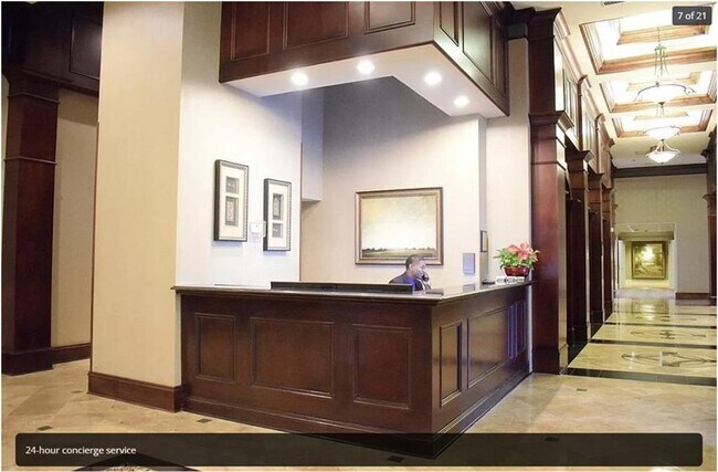 3334 Peachtree Rd NE Unit 404