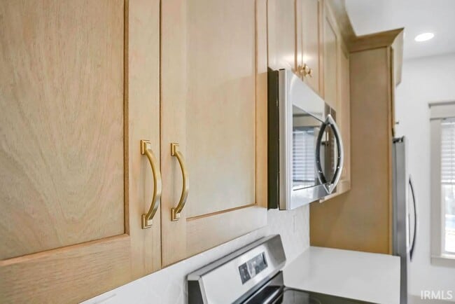 Photo - 717 N Grant St