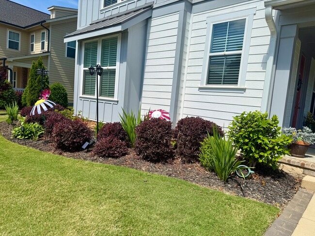 Photo - 1500 Riverwalk Parkway