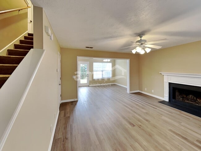 Photo - 838 Maricopa Dr