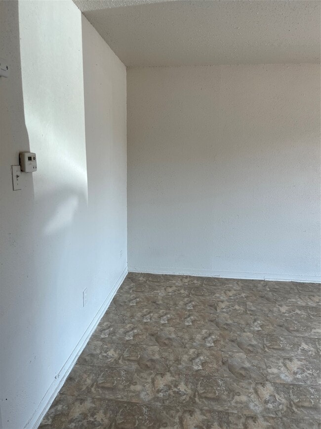 Photo - 9414 Heno St Unit 07