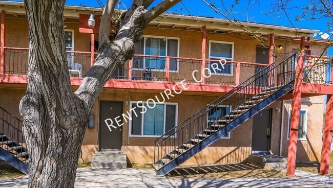 Building Photo - 1 bedroom / 1 bathroom for rent in Palmdale Unit 6 Rental