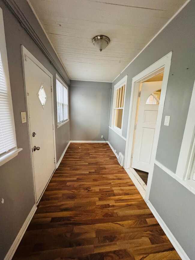 Photo - 541 Forsythe Ave