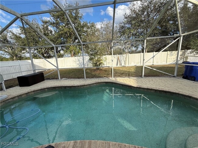 Photo - 8258 Silver Birch Way