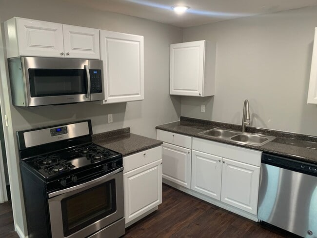 Building Photo - 259 W Pulteney St Unit Apt 102