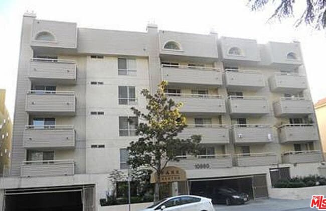 Building Photo - 10960 Ashton Ave Rental