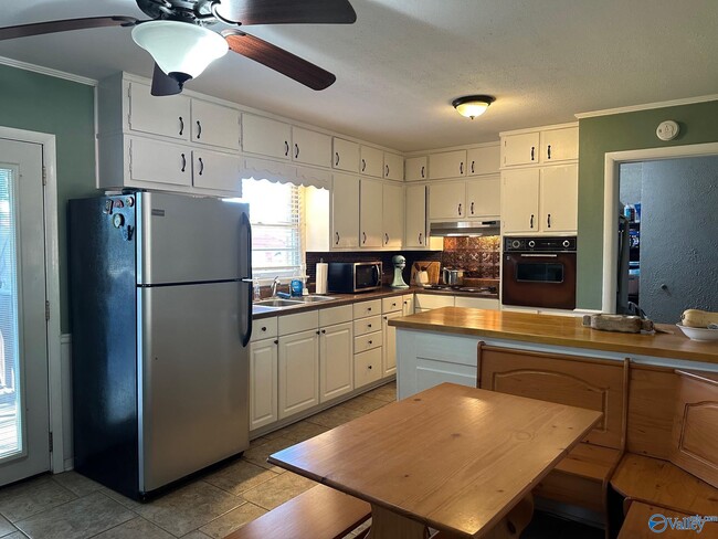 Photo - 306 Jack Coleman Dr NW