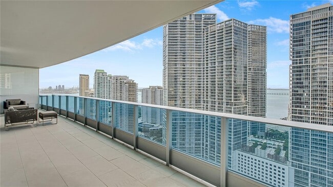 Building Photo - 200 Biscayne Boulevard Way Unit 3504