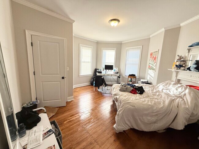 Photo - 2 Johnson Ave