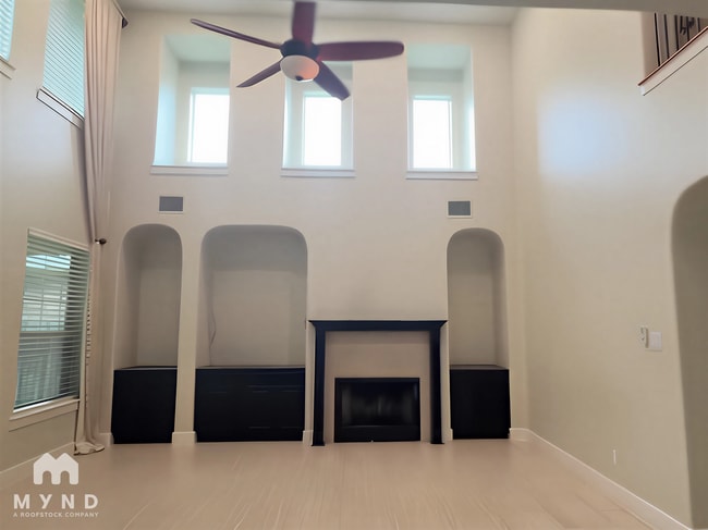Photo - 3006 Covington Pl