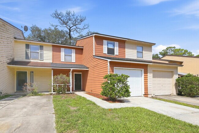 11702 Tanager Dr