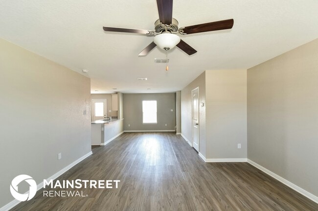 Photo - 3223 Begonia Bend