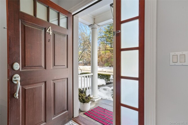 Photo - 11 Station Pl Unidad 9