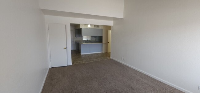 Photo - Timothy Unidad 551