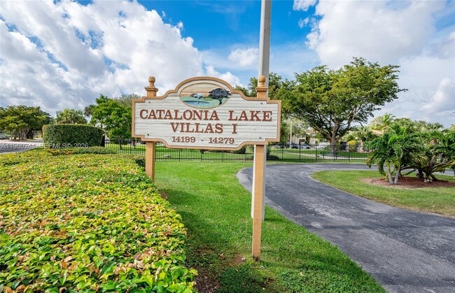 Photo - 14271 Kendale Lakes Cir