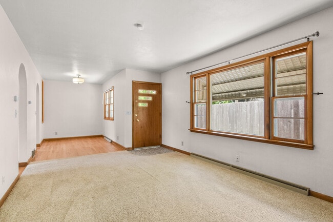 Photo - 1826 Schlimgen Ave Unit 1826