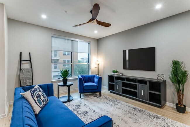 Photo - 3700 McKinney Ave Unidad ID1028917P