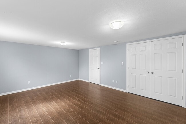 Photo - 709 Gale St Unidad APT
