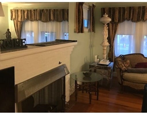 Building Photo - 152 Chestnut Hill Ave Unit 1