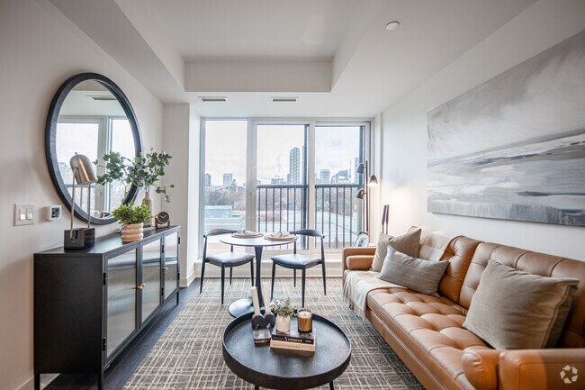 1BR, 1BA - 576SF - Living Room Angle 2