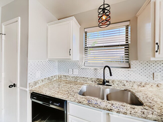 Photo - 1517 Audrey Dr