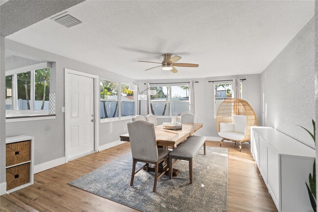 Photo - 1960 NW 32nd Ct