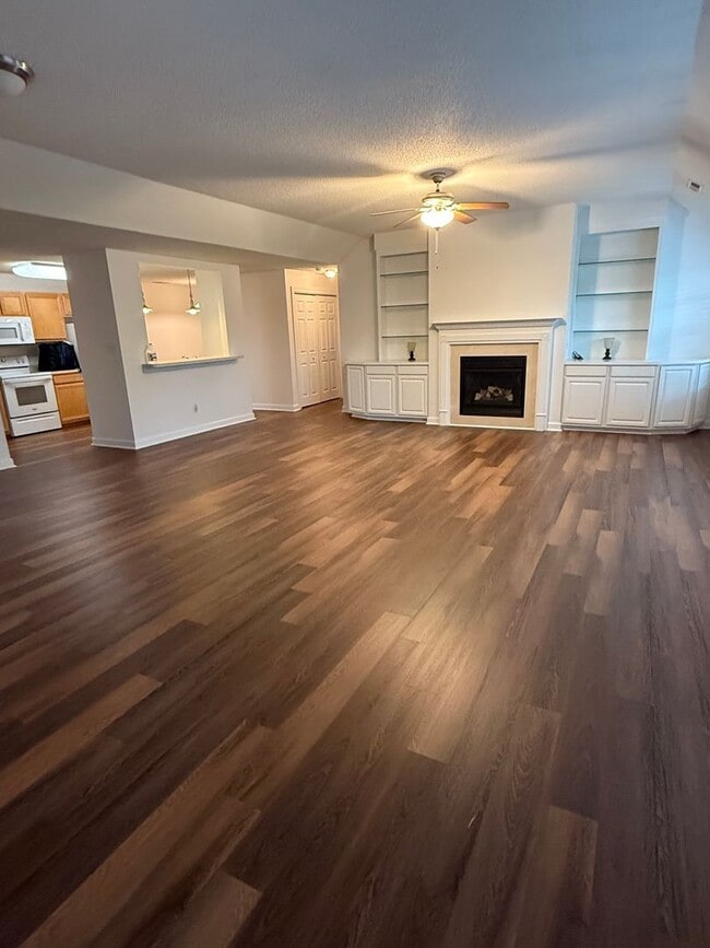 Photo - Move In Ready Condo