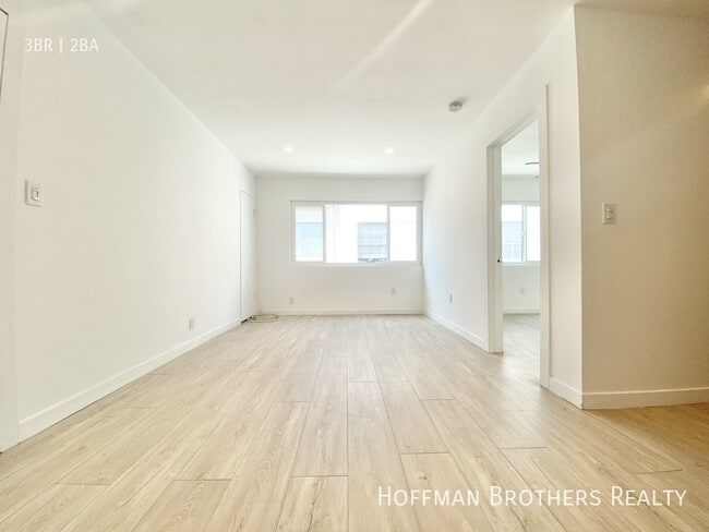 Photo - 1017 Ocean Park Blvd Unit 7