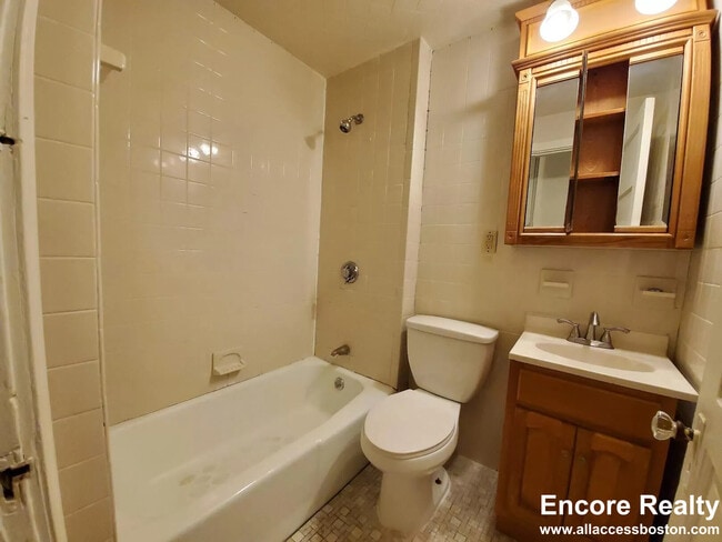 Photo - 9 Fulkerson St Unit 1