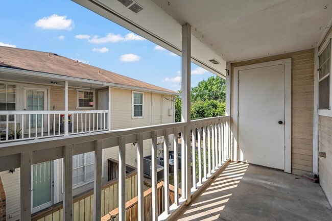Photo - Updated Condo Central Waco