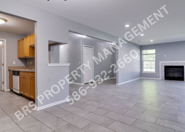 Photo - 2 Bedroom 2 Bathroom Condo in Sterling Heights
