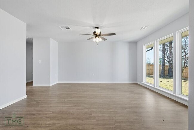 Photo - Newly remodeled duplex in Broken Arrow! Great location!
