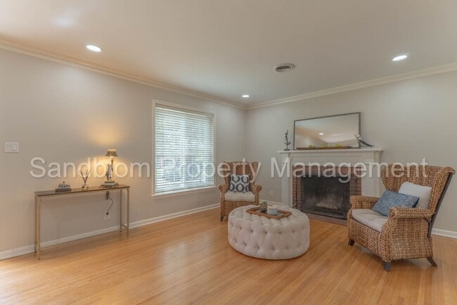 Photo - For Lease | Midtown Tulsa | Available Now!