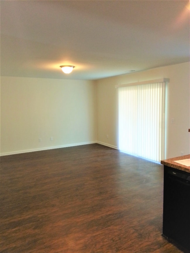 Photo - 86 Braxton Manor Dr