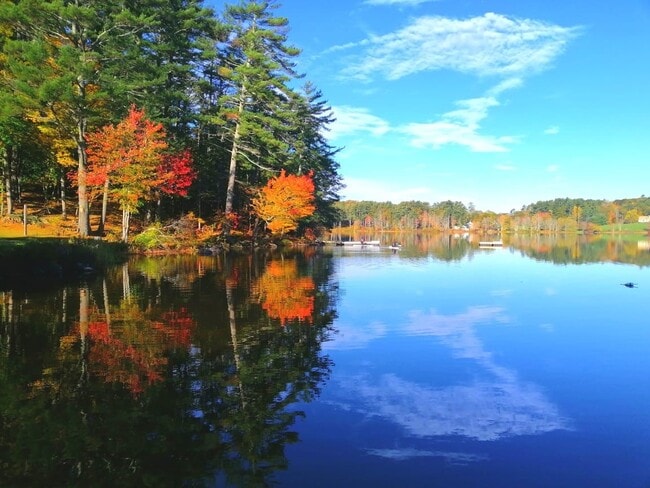 Photo - 3 Pond Rd Unidad Downstairs