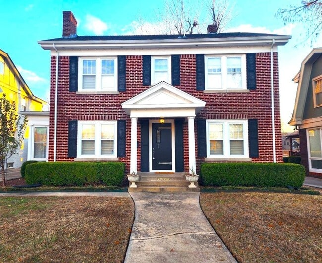 Building Photo - 3 Bed 2.5 Bath Plus ADU in Gatewood Add NW OKC